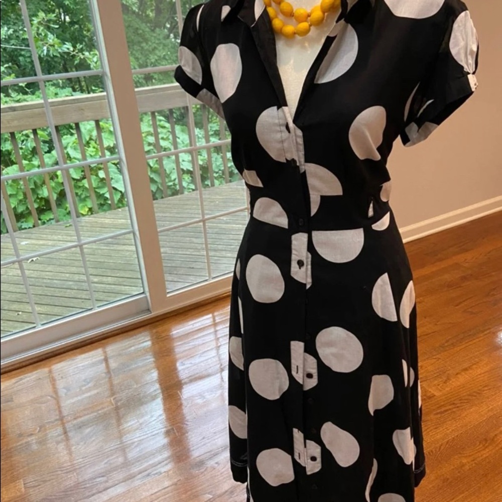 VINTAGE DRESS